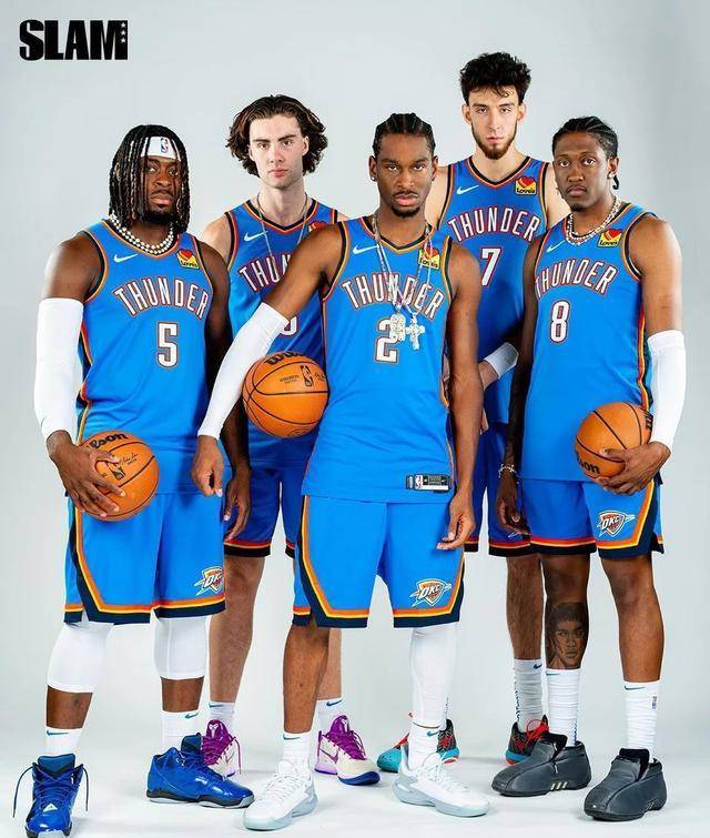 FC26欧冠黄金时刻卡：哈兰德、亚马尔、米利唐、埃斯特旺在列（FC26欧冠黄金时刻卡名单出炉：哈兰德、亚马尔、米利唐、埃斯特旺入选）