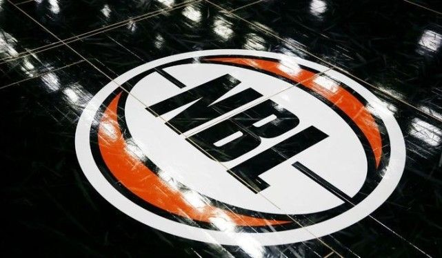 快船连败后成功反弹（快船摆脱连败重回正轨）