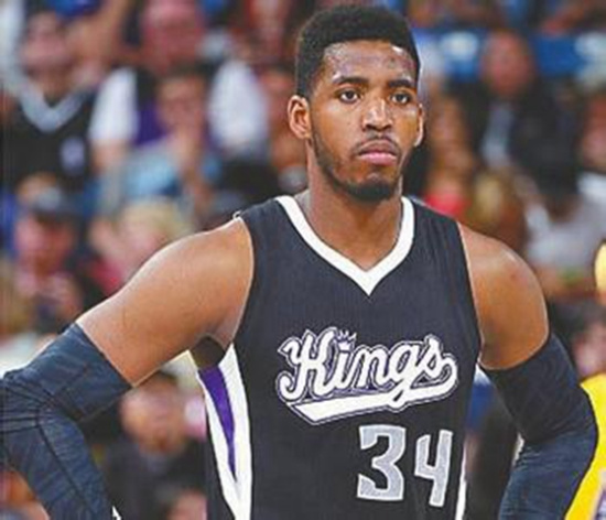 字母哥内线统治 雄鹿延续连胜（阿德托昆博制霸禁区 雄鹿再添连胜）