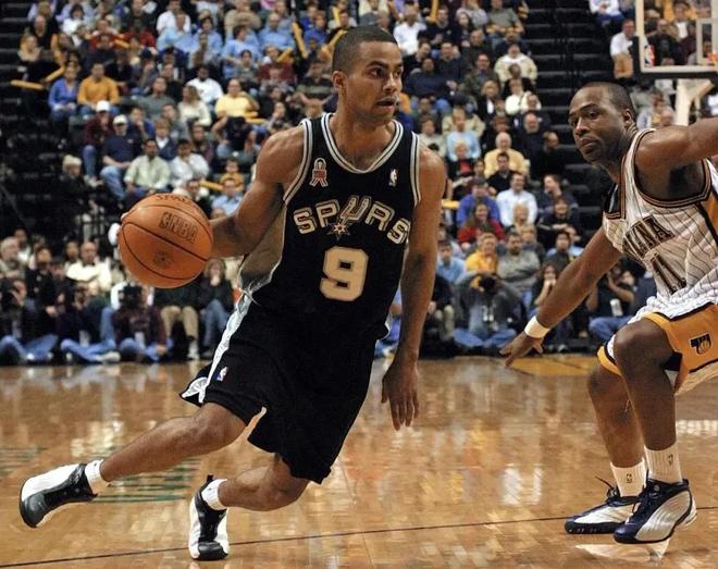 随着皇马0-2塞尔塔，一战证明三大事实，阿隆索基本失败，离下课已不远（皇马0-2负于塞尔塔：三大真相浮现，阿隆索执教受挫，下课倒计时开启）