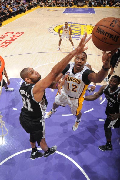 马竞最近10场对意大利球队8胜1平1负，且近12场欧冠主场11胜（马竞近10次对阵意大利球队8胜1平1负，欧冠主场12战11胜）