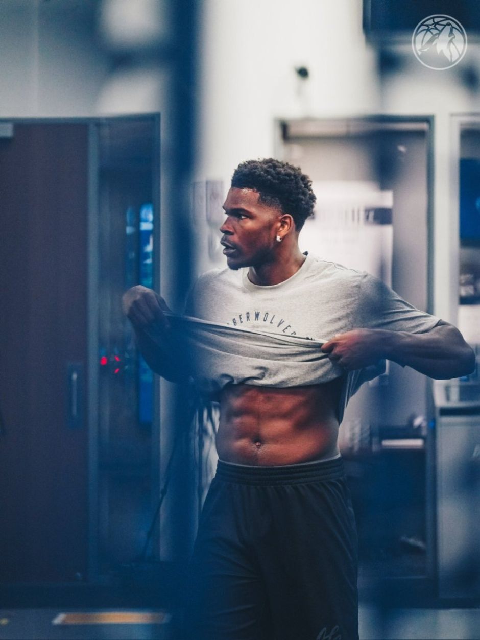 球迷票选最受欢迎球星前十（球迷投票选出人气球星十强）