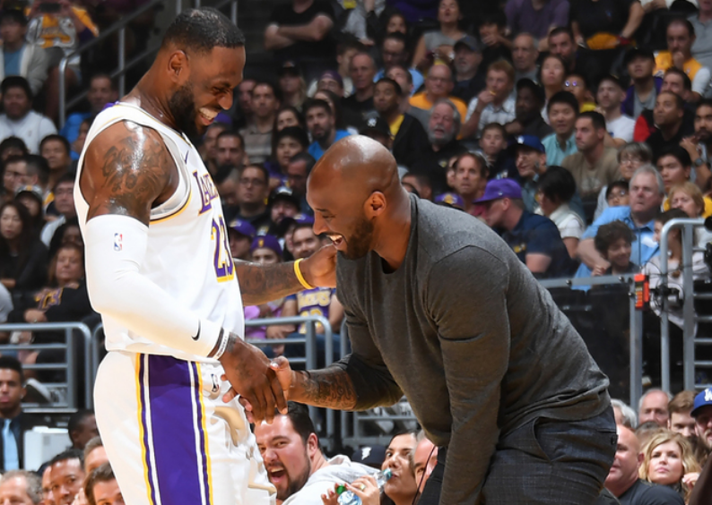 英超联赛周最佳球员：费尔南德斯获得满分10分（英超周最佳出炉：费尔南德斯获评满分10分）