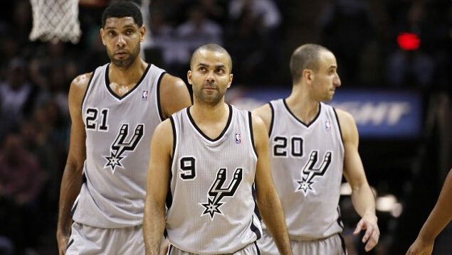 五大联赛各一队跻身欧冠积分榜前五（五大联赛各有一队位列欧冠积分榜前五）