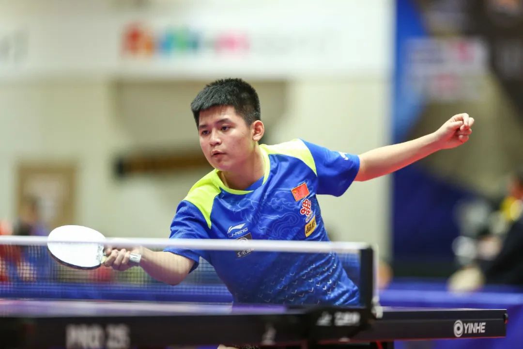 星光熠熠的 星光熠熠的